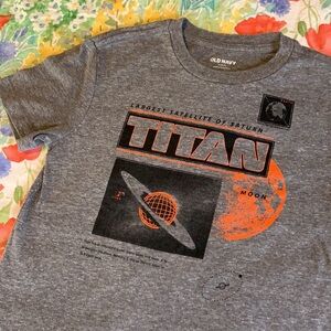 LAST CHANCE ✨ Old Navy Titan Moon of Saturn Tee S(6-7) AS IS